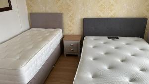 Place to stay up Ipswich near the train station, football stadium, waterfront