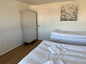 Place to stay up Ipswich near the train station, football stadium, waterfront