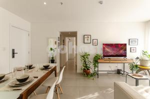 Fresh 2 bedroom apartment in Las Lomas