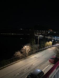 Venias Lake House Apartment 2