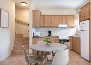 Anna Plaka Apartment