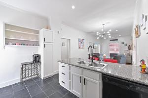 High Tide of Your Life is steps to beach and close to attractions