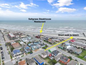 High Tide of Your Life is steps to beach and close to attractions