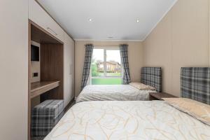 Stables 30, 3 Bed Luxury Lodge at Hafan y Mor