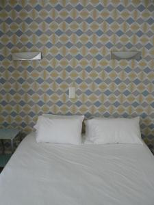 Hotels Hotel Les Alizes : photos des chambres