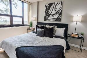 Modern condo closest to the University of SC