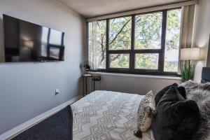 Modern condo closest to the University of SC