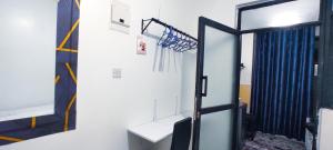 Rosëville Budget Studio -- Rooftop Pool, Gym, Office Space, Children play area