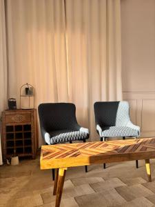 Exstasy stays - Bathtub rooms & Cafe - YOUR ROMANTIC & COZY GETAWAY - THHPSOCIETY - Mukteshwar