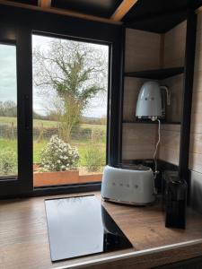 Tentes de luxe Tiny House au coeur d-une petite cite de caractere a Saulges : photos des chambres