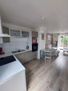 Gite Calme à 900m de la plage et 700m Centre Ville