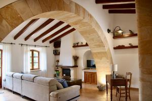 Es Molí d'en Mig, jacuzzi, piscina y barbacoa