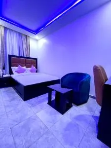 Brookvine Luxury Hotel - Magboro-Shofolarin