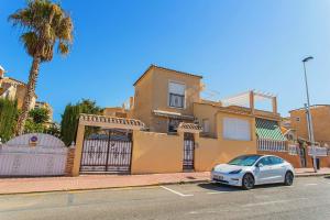 159 Cozy Adosado Alicante-Holiday