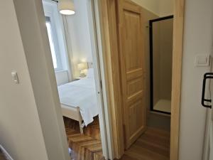Tinelinn Apartments Zadar #Old Town Bridge