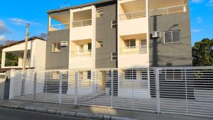 Apto Prático e Confortável próximo das Marinas - 2qtos