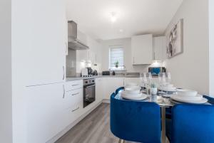 Cozy 2 Bed in Milton Keynes Free parking & WiFi