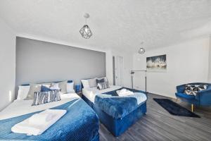 Central Maidstone House Near Town & Station - Free Parking