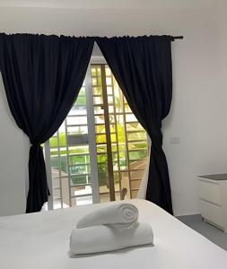 Bayahibe Rose C - Gray Elegance