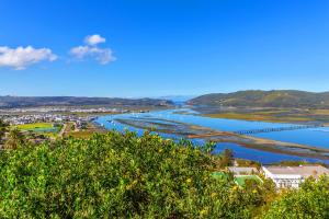 Lagoon Studio - Maison Mahogany - design meets breathtaking views of lagoon