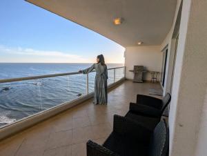 Dream Condo Pool, Jacuzzi, and Ocean Views