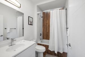 Urban Retreat Studio - Balcony Smart Design