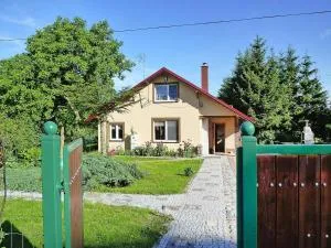 Holiday Home in Wiejkowko with Garden - Jarszewko