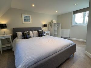 Cosy Carnegie Cottage close to Dornoch Golf Course