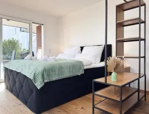 NEU! BeSSa Homes Deluxe Apartment 6 Personen Klima Garten King Size Betten - Triebenbach