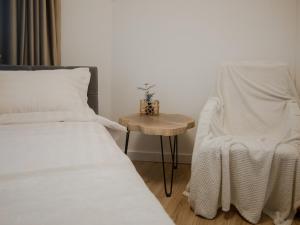 The Urban Retreat - Amelie Charm