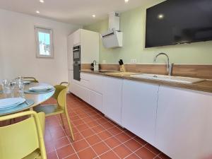 Le chateau de ma mère- climatisé -duplex- 4 personnes
