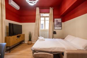 Urban Oasis Metro B Piramide - 2 subway stations from Colosseo