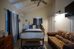 Sunset Brooke Retreat