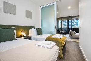 The Perfect City Pad - Elegant 1BR Near It All