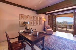 Luxury 6BR Villa Casa Luca By The Agency Baja