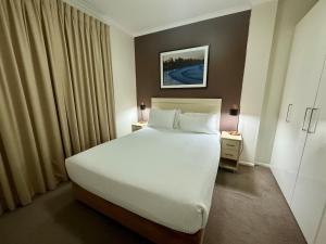 Darling Harbour Escape - Sydney 1 Bedroom - Pool-Gym-Aircon - City Views