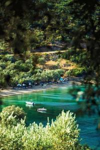 Marathias beach eleonas