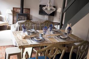 No33 HILLVIEW LODGE BOUTIQUE COTTAGE