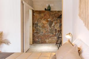 Alma-Rio Room 3 by Mycelia