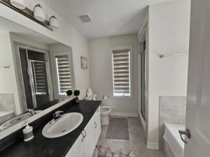 Whole House 4 Bedrooms 6 beds 3 bath family friendly Quite and relaxation area