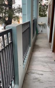 King Size Bed Room with Toilet