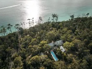 The Pavilion - Luxe retreat on coastal acreage - Triabunna