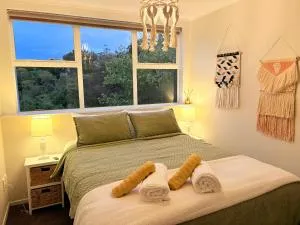 Spacious & Secluded Bush-View Suite in Kohimarama - Panmure
