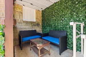 Modern Garden Apartment Steps to the Beach