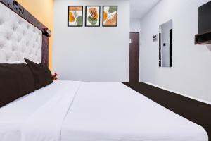 Super Collection O Asalpha near International Airport