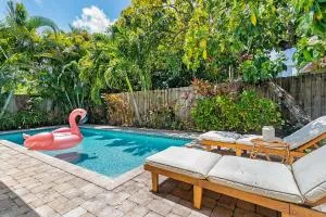 Boho Paradise W Heated Saltwater Pool & Suite - Cloud Lake
