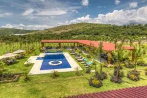 Hotel Matea San Isidro - 塔斯科·德·阿拉尔孔