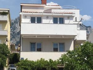 Apartments with parking space Baska Voda, Makarska - 6612