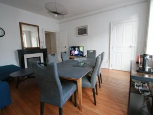 Appartement spacieux à Lunéville, proche des attractions - FR-1-584-366