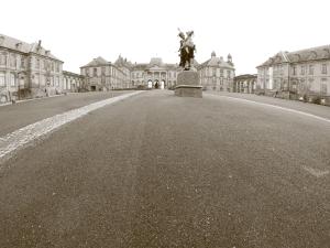 Appartement spacieux à Lunéville, proche des attractions - FR-1-584-366